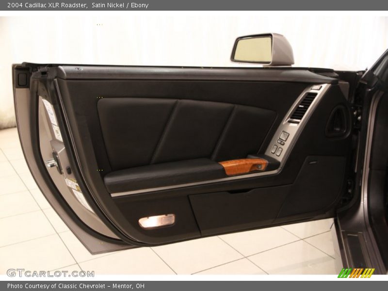 Satin Nickel / Ebony 2004 Cadillac XLR Roadster