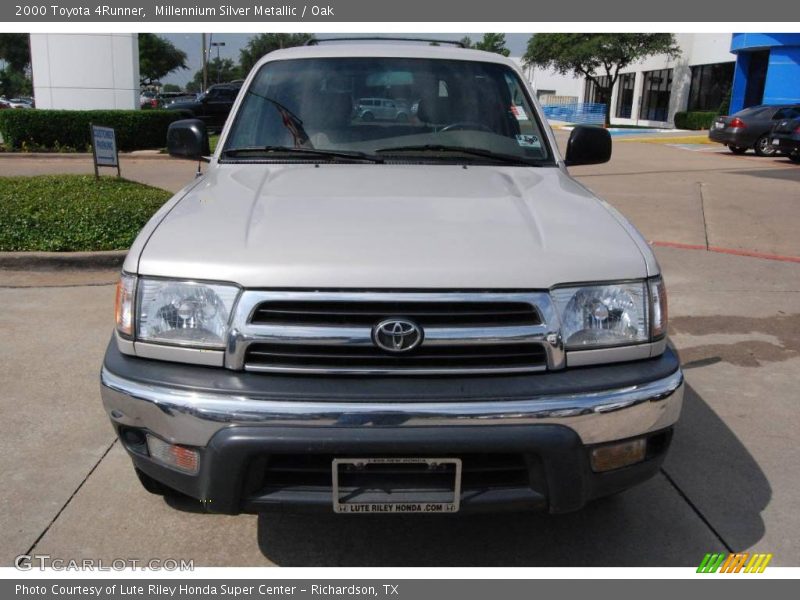Millennium Silver Metallic / Oak 2000 Toyota 4Runner