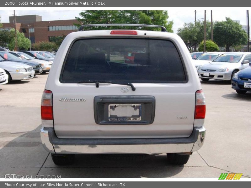 Millennium Silver Metallic / Oak 2000 Toyota 4Runner