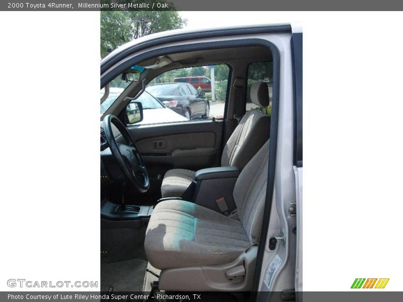 Millennium Silver Metallic / Oak 2000 Toyota 4Runner