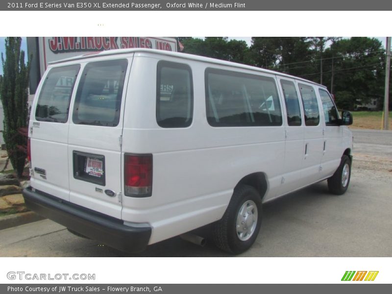 Oxford White / Medium Flint 2011 Ford E Series Van E350 XL Extended Passenger