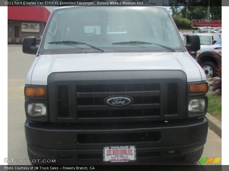 Oxford White / Medium Flint 2011 Ford E Series Van E350 XL Extended Passenger
