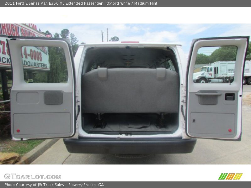 Oxford White / Medium Flint 2011 Ford E Series Van E350 XL Extended Passenger