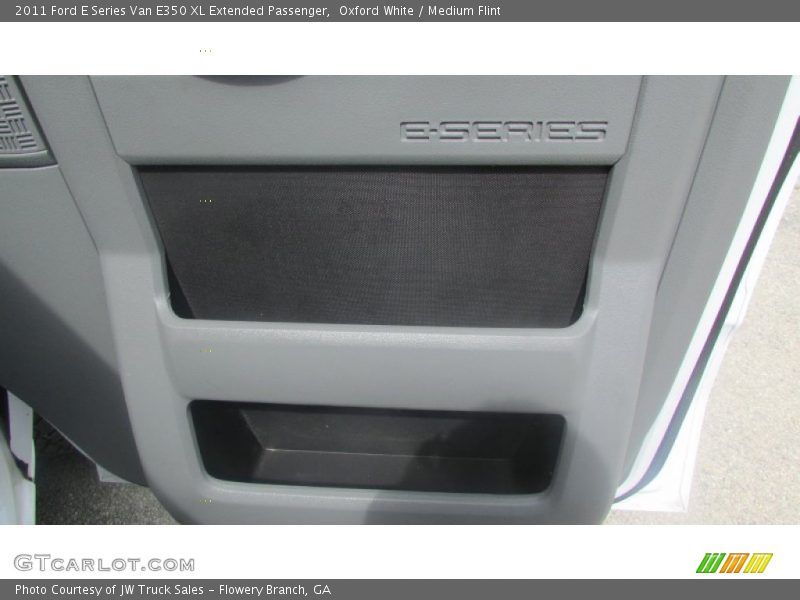 Oxford White / Medium Flint 2011 Ford E Series Van E350 XL Extended Passenger