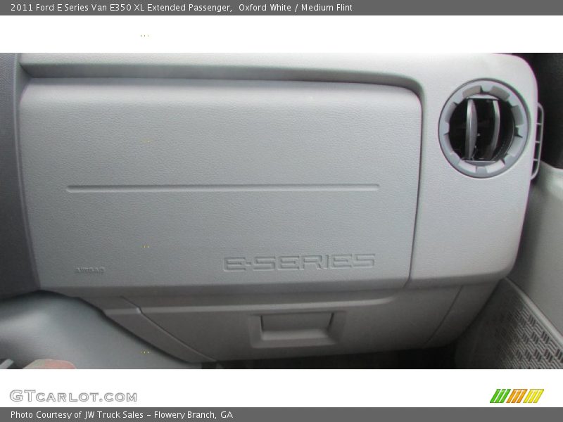 Oxford White / Medium Flint 2011 Ford E Series Van E350 XL Extended Passenger