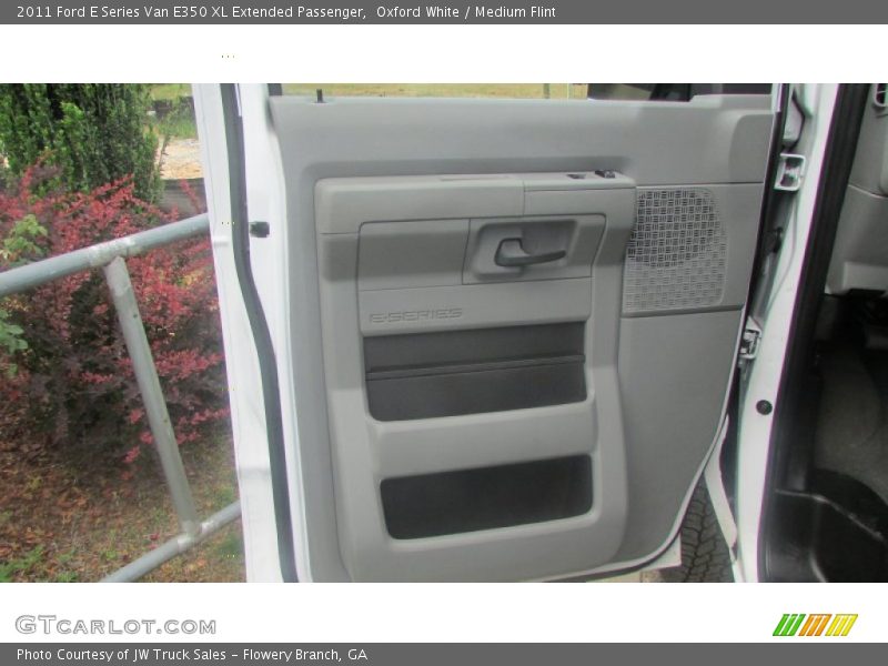 Oxford White / Medium Flint 2011 Ford E Series Van E350 XL Extended Passenger