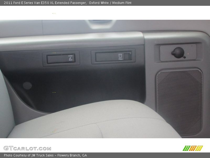Oxford White / Medium Flint 2011 Ford E Series Van E350 XL Extended Passenger