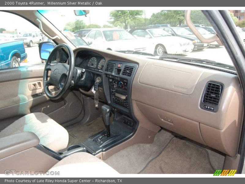 Millennium Silver Metallic / Oak 2000 Toyota 4Runner