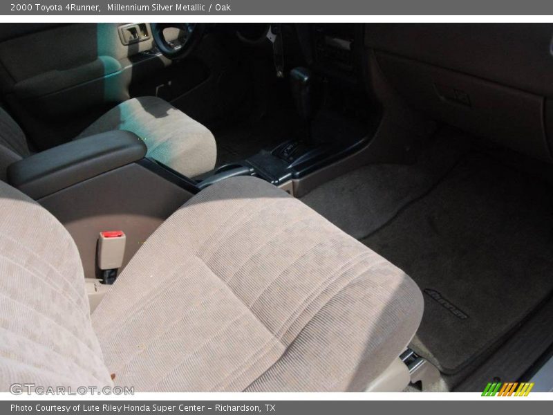 Millennium Silver Metallic / Oak 2000 Toyota 4Runner