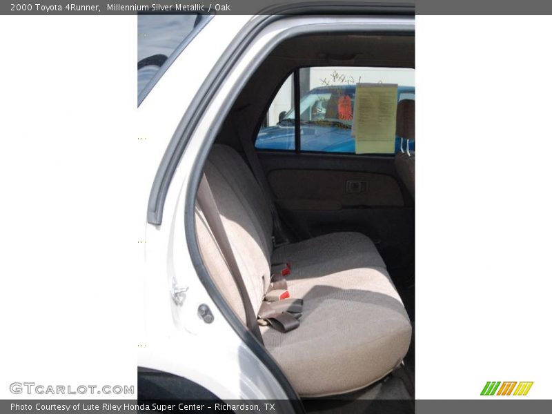Millennium Silver Metallic / Oak 2000 Toyota 4Runner
