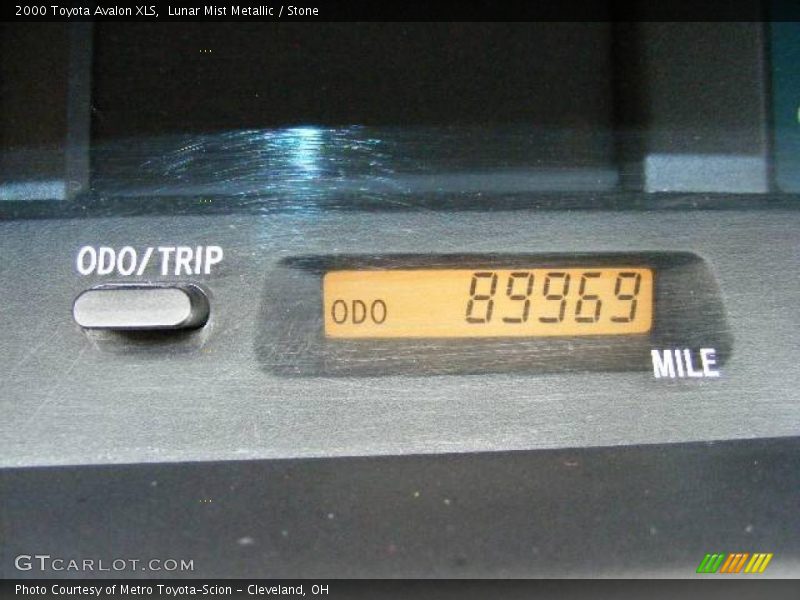 Lunar Mist Metallic / Stone 2000 Toyota Avalon XLS