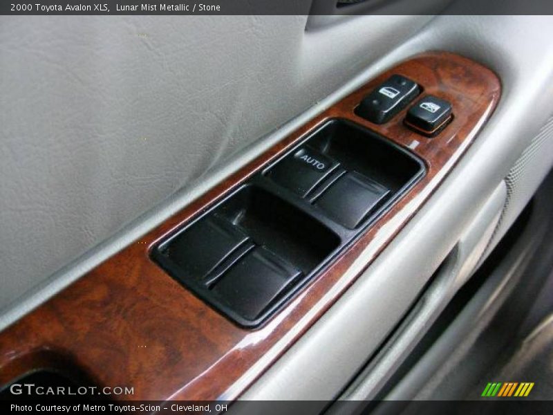 Lunar Mist Metallic / Stone 2000 Toyota Avalon XLS
