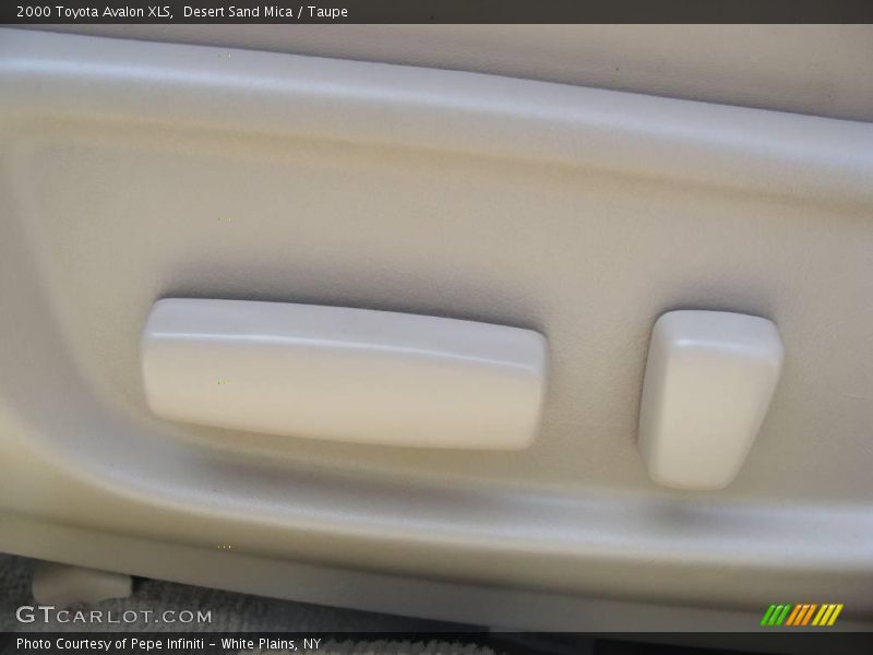 Desert Sand Mica / Taupe 2000 Toyota Avalon XLS