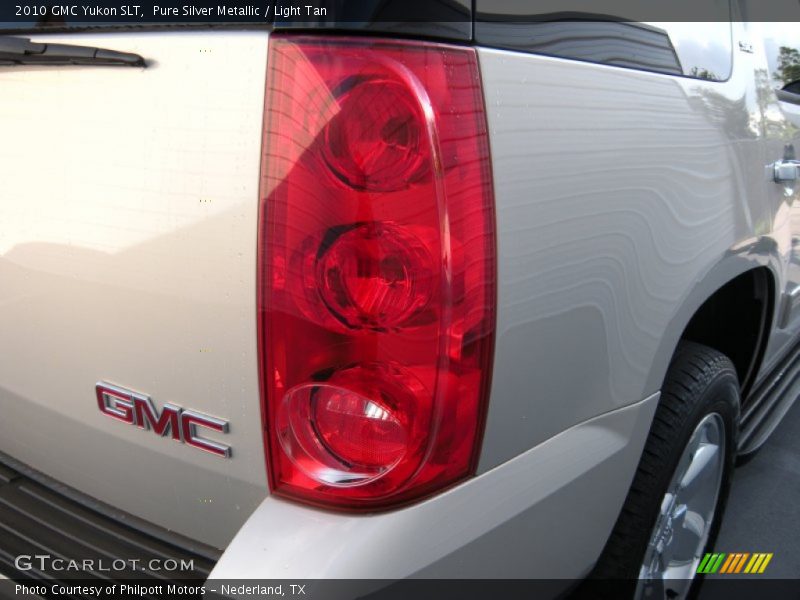 Pure Silver Metallic / Light Tan 2010 GMC Yukon SLT