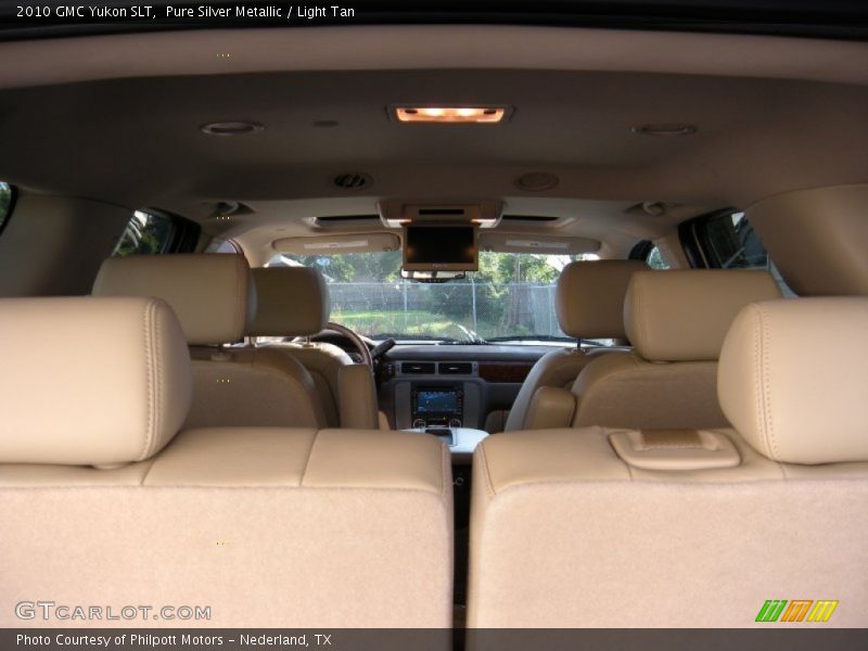 Pure Silver Metallic / Light Tan 2010 GMC Yukon SLT