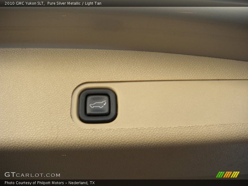 Pure Silver Metallic / Light Tan 2010 GMC Yukon SLT