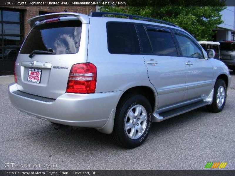 Millennium Silver Metallic / Ivory 2002 Toyota Highlander Limited 4WD