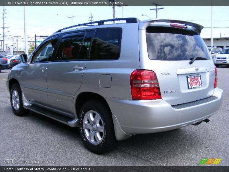 Millennium Silver Metallic / Ivory 2002 Toyota Highlander Limited 4WD
