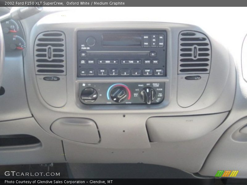 Oxford White / Medium Graphite 2002 Ford F150 XLT SuperCrew