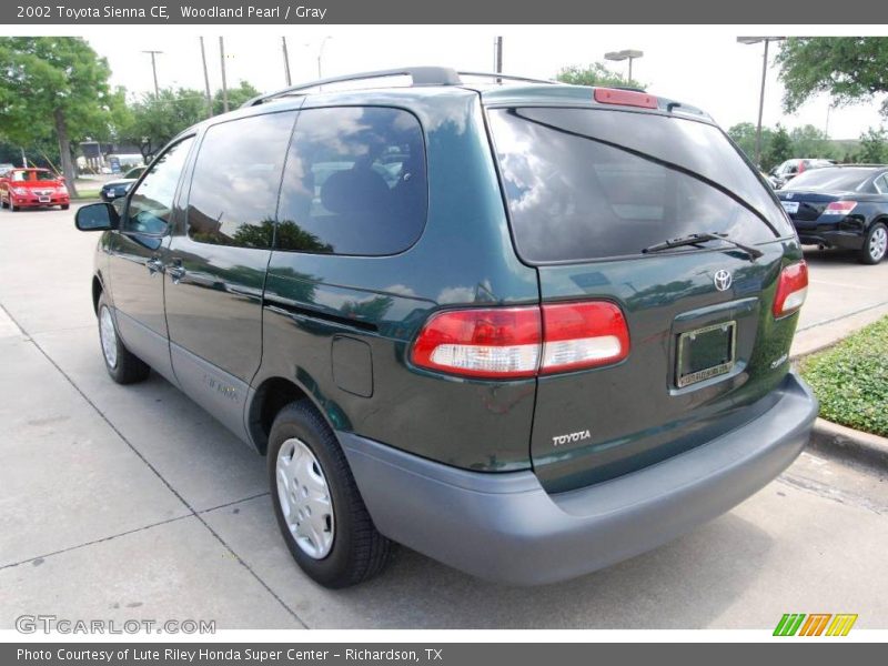 Woodland Pearl / Gray 2002 Toyota Sienna CE