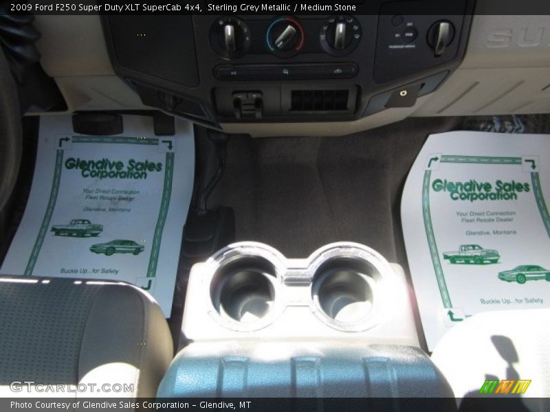 Sterling Grey Metallic / Medium Stone 2009 Ford F250 Super Duty XLT SuperCab 4x4