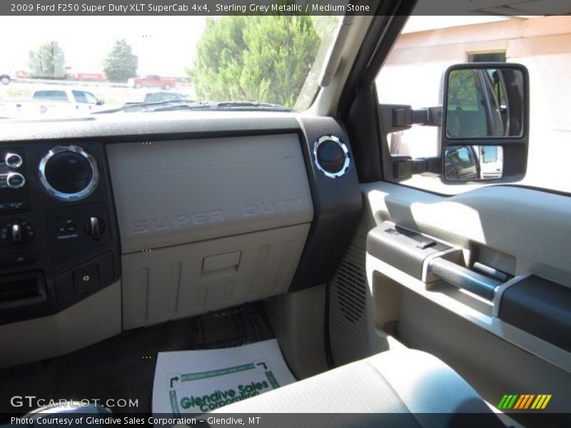Sterling Grey Metallic / Medium Stone 2009 Ford F250 Super Duty XLT SuperCab 4x4