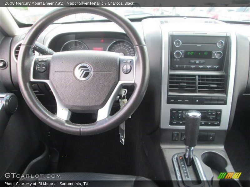 Vapor Silver Metallic / Charcoal Black 2008 Mercury Mountaineer AWD