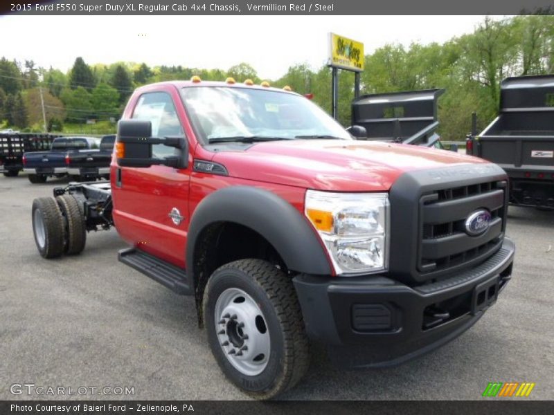 Front 3/4 View of 2015 F550 Super Duty XL Regular Cab 4x4 Chassis