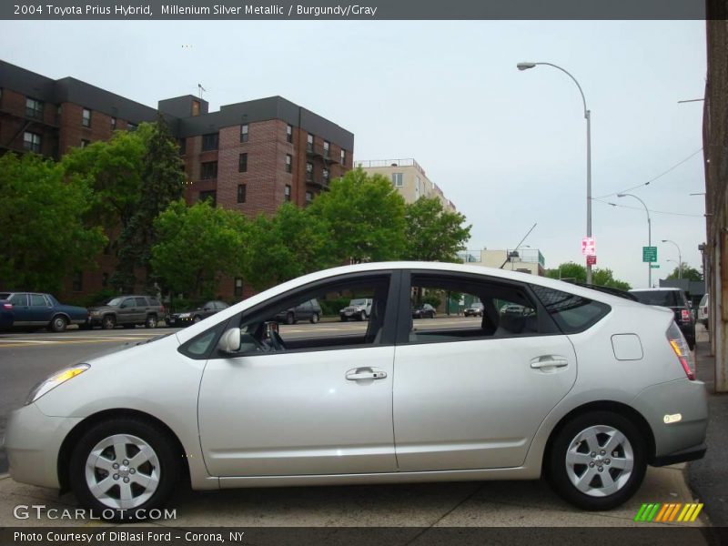 Millenium Silver Metallic / Burgundy/Gray 2004 Toyota Prius Hybrid