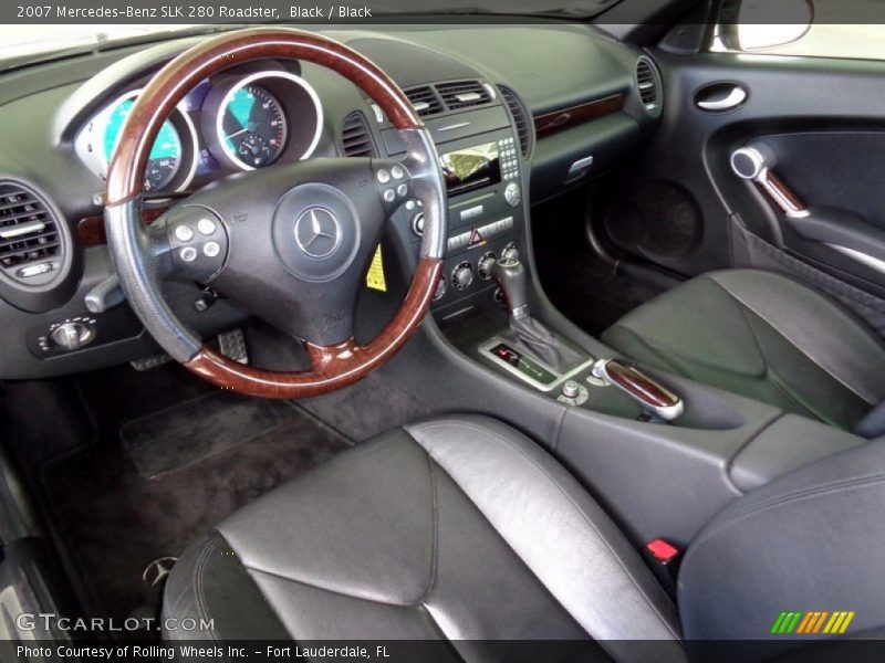 Front Seat of 2007 SLK 280 Roadster