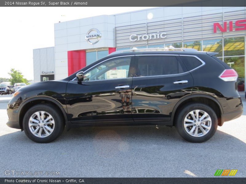 Super Black / Almond 2014 Nissan Rogue SV