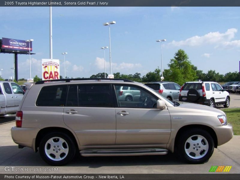 Sonora Gold Pearl / Ivory 2005 Toyota Highlander Limited