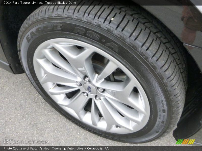 Tuxedo Black / Dune 2014 Ford Taurus Limited