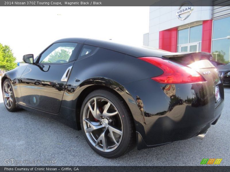 Magnetic Black / Black 2014 Nissan 370Z Touring Coupe