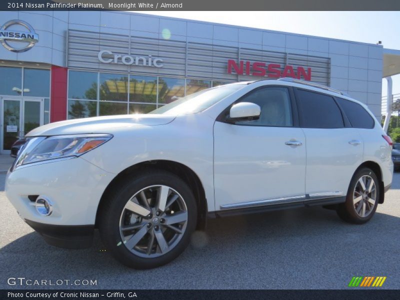 Moonlight White / Almond 2014 Nissan Pathfinder Platinum