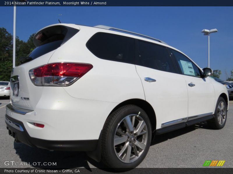 Moonlight White / Almond 2014 Nissan Pathfinder Platinum