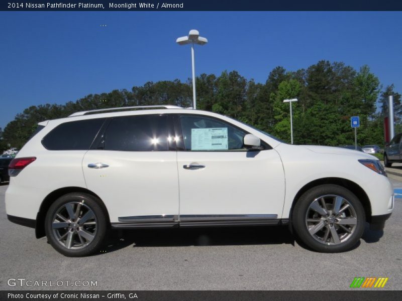 Moonlight White / Almond 2014 Nissan Pathfinder Platinum
