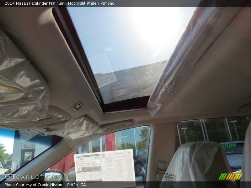 Moonlight White / Almond 2014 Nissan Pathfinder Platinum
