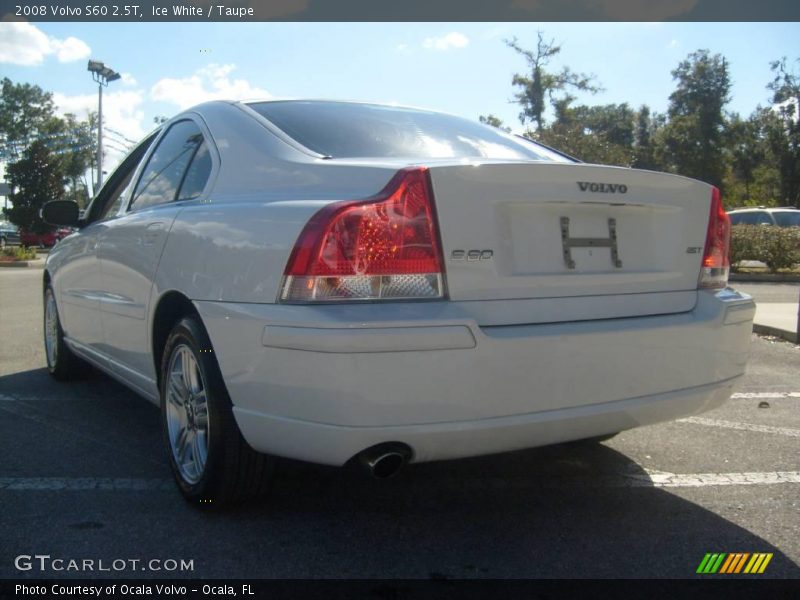 Ice White / Taupe 2008 Volvo S60 2.5T