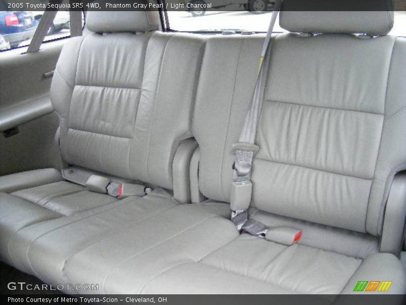 Phantom Gray Pearl / Light Charcoal 2005 Toyota Sequoia SR5 4WD