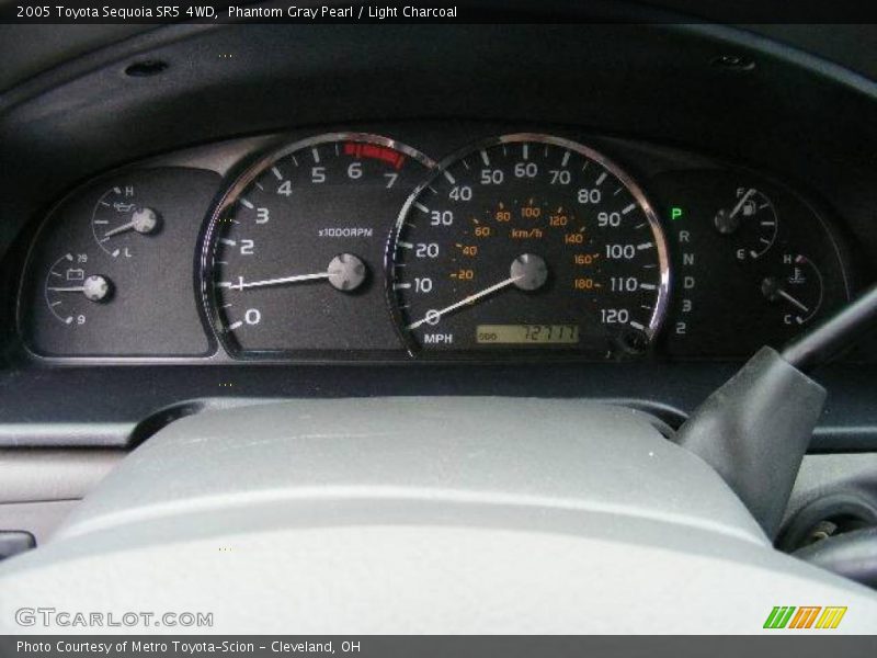 Phantom Gray Pearl / Light Charcoal 2005 Toyota Sequoia SR5 4WD