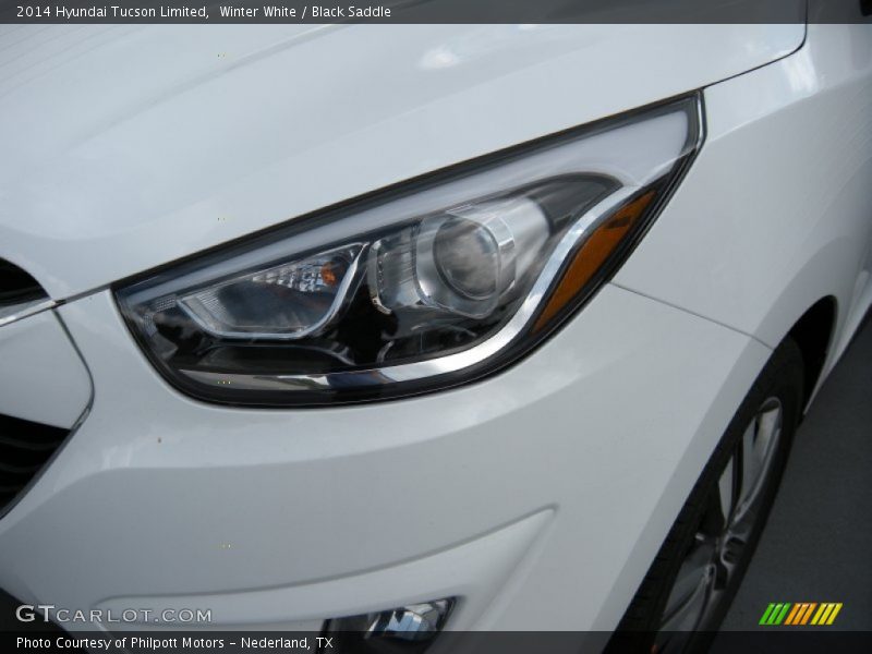 Winter White / Black Saddle 2014 Hyundai Tucson Limited