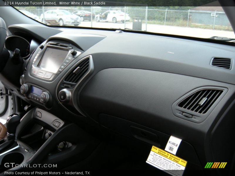 Winter White / Black Saddle 2014 Hyundai Tucson Limited
