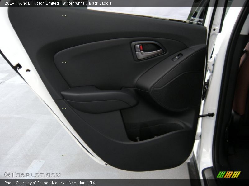 Winter White / Black Saddle 2014 Hyundai Tucson Limited