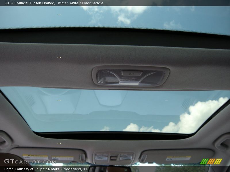 Winter White / Black Saddle 2014 Hyundai Tucson Limited