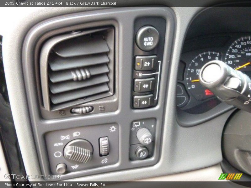 Black / Gray/Dark Charcoal 2005 Chevrolet Tahoe Z71 4x4