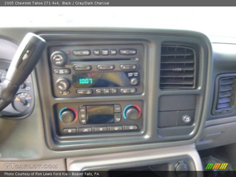 Black / Gray/Dark Charcoal 2005 Chevrolet Tahoe Z71 4x4