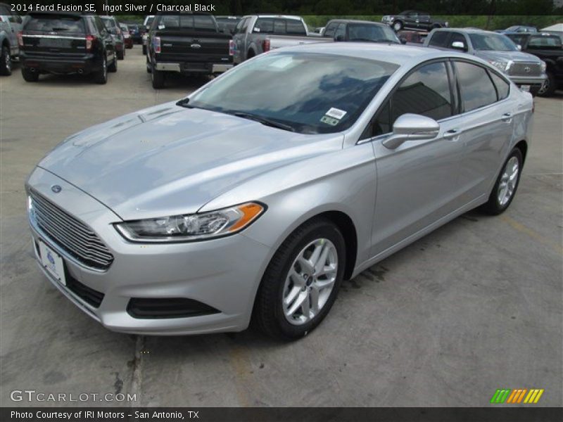 Ingot Silver / Charcoal Black 2014 Ford Fusion SE