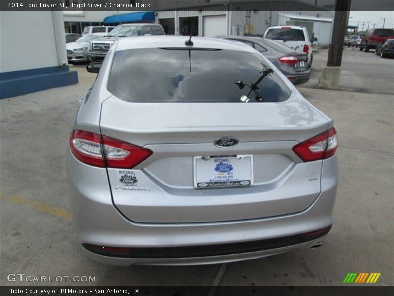 Ingot Silver / Charcoal Black 2014 Ford Fusion SE