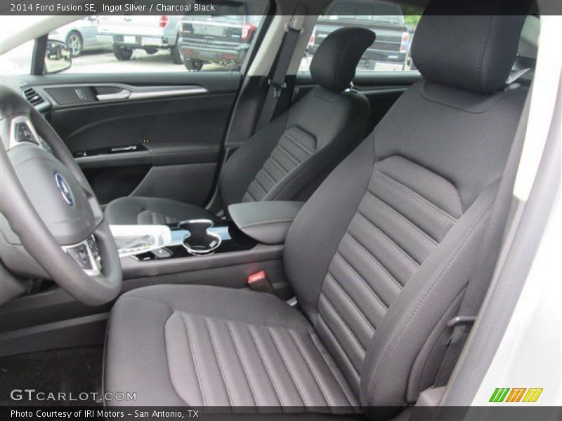 Ingot Silver / Charcoal Black 2014 Ford Fusion SE